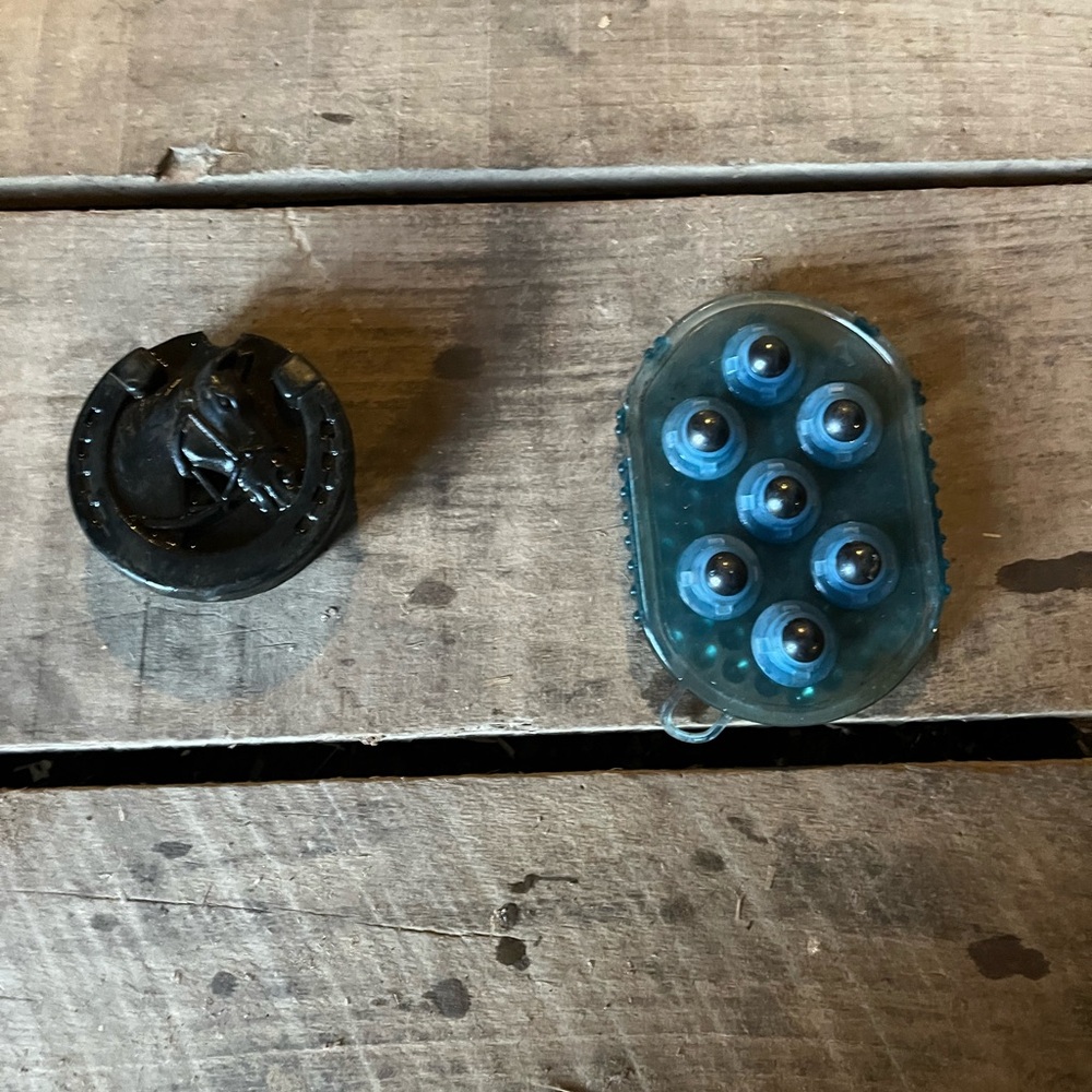 BlueMassage Roller brush and black curry